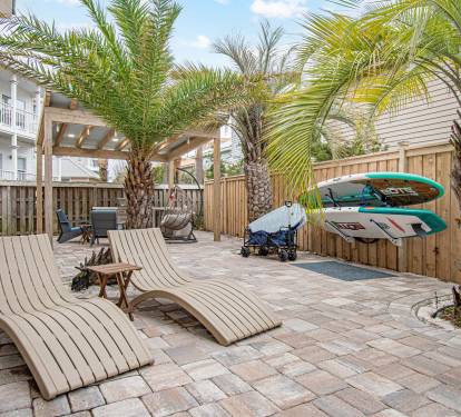Enjoy some sun lounging around!