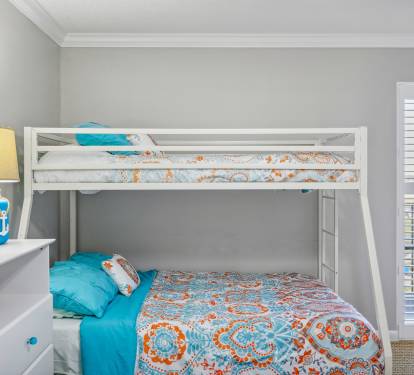 Guest bedroom