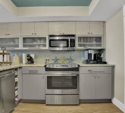 Stove, Microwave & Dishwasher