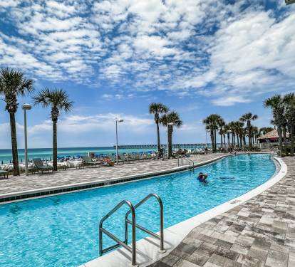 Two Beautiful Pools Ocean Side!