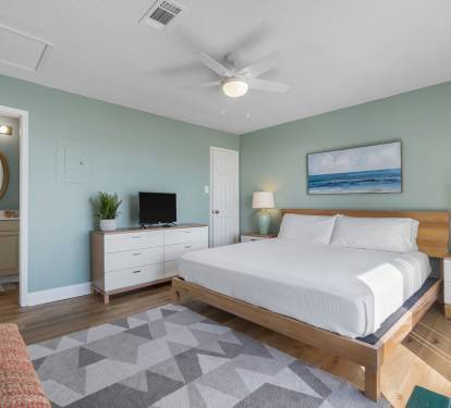 Master Bedroom (King)