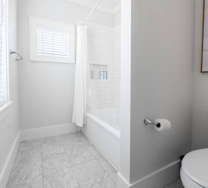 2nd Floor Bathroom