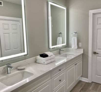 Master King Suite Vanity