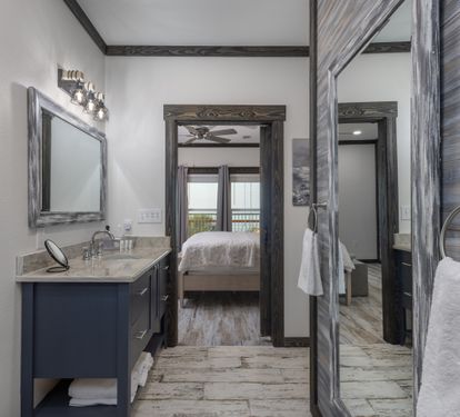 Large mirror master bath