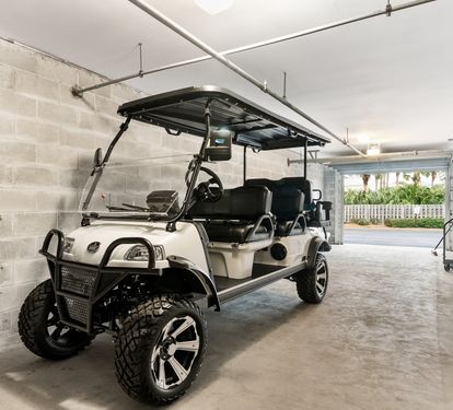 Six-seat electric golf cart