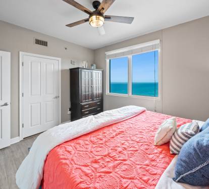 Seahorse Suite ~ King Bed