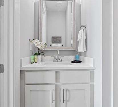 Top Floor King Bedroom Bath