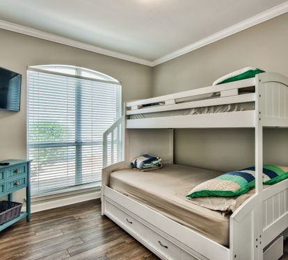 Bunk room twin over full