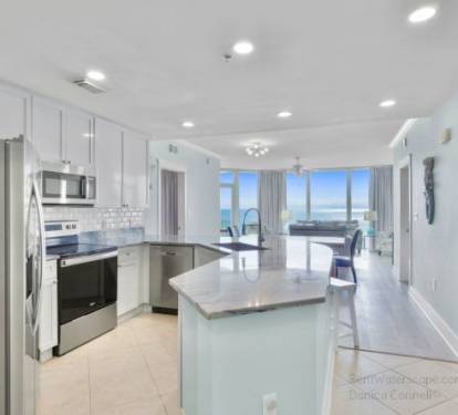 Fully Stocked Kitchen