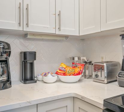 Fully stocked kitchen perfect for gatherings