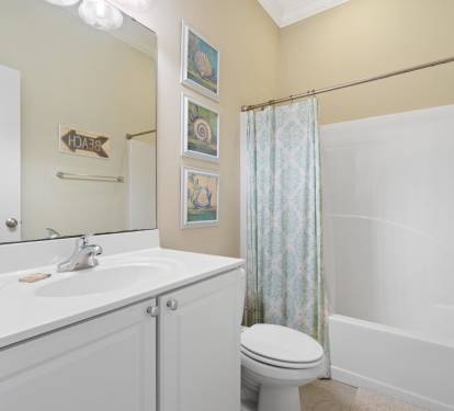 3rd Floor Guest Bathroom