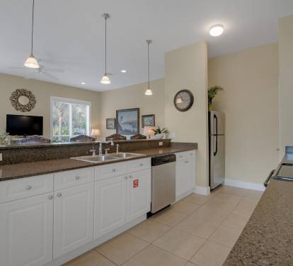 Well equipped galley style kitchen for all your cooking needs!