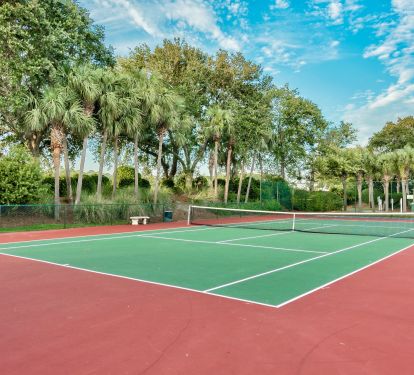 Onsite tennis, basketball, shuffleboard and grass court volleyball!