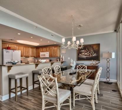 Granite bar with seating for 4 