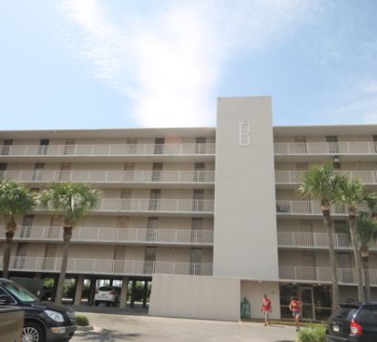 Building B, 5th floor, in mid rise condo, with an elevator