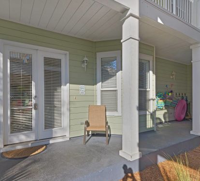 lower deck at the Mermaid Cottage
