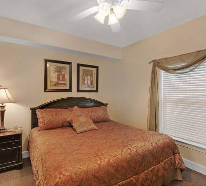Guest Bedroom with King Size Bed