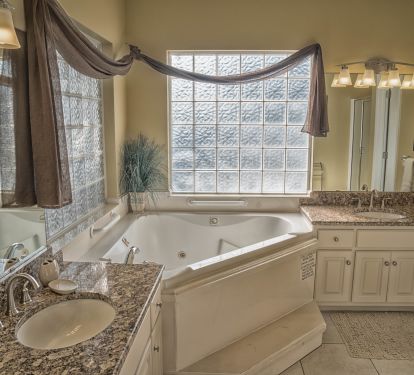 Newly renovated Master Bath with Jetted tub