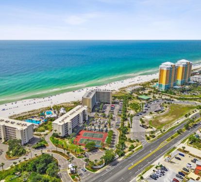 Pet Friendly 2 Bed Beach Front _4