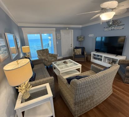 Living area with 70" TV