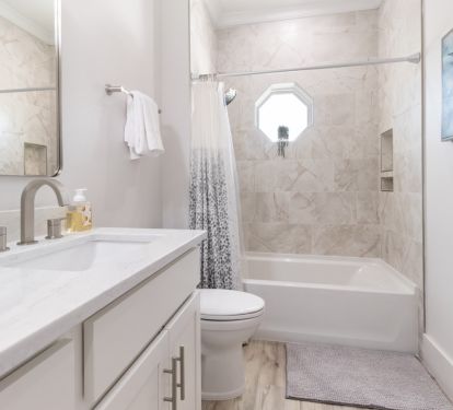 Tiled Guest Bathroom - 3rd Floor