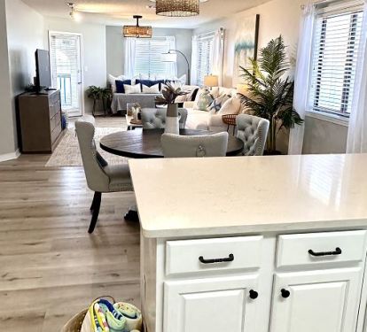 Home Decor, Architecture, Building, Dining Room, Dining Table