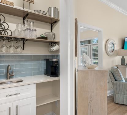 Separate coffee/wet bar