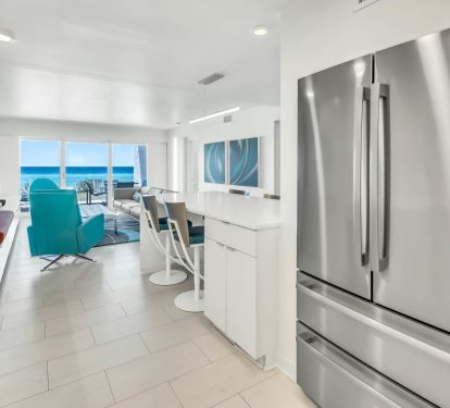 104A Beach House- kitchen with a view!