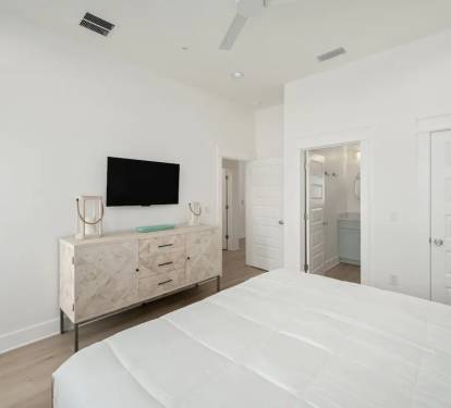 Iris-20 Bedroom 1. Pic 2. King with attached bath.