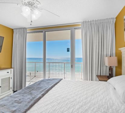 Master bedroom with very comfortable mattress