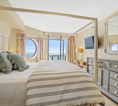 Imagine waking up to this view!