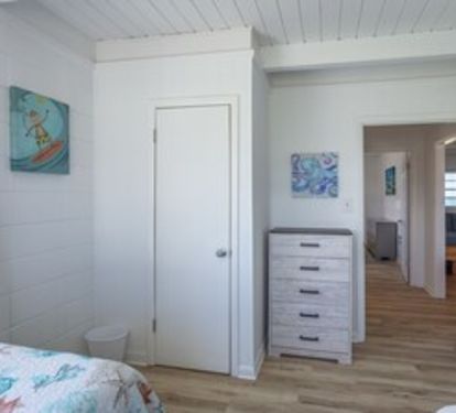 Bedroom with two twin beds