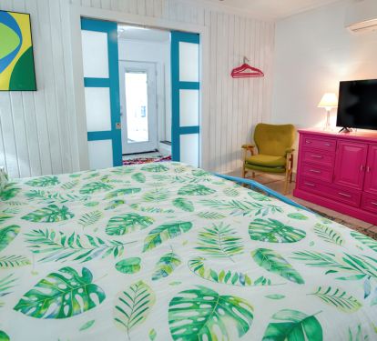 Suite Palm King Bedroom