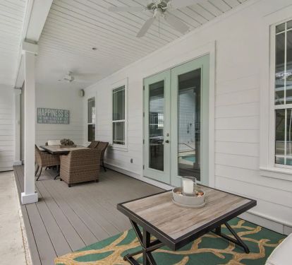 Vibe-22 Multiple outdoor dining and lounge areas in which you can relax and unwind ensure your comfort and enjoyment.