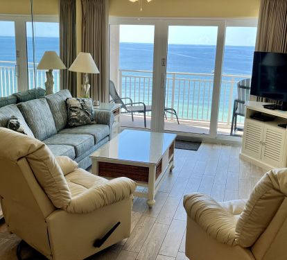 Family room with two recliners