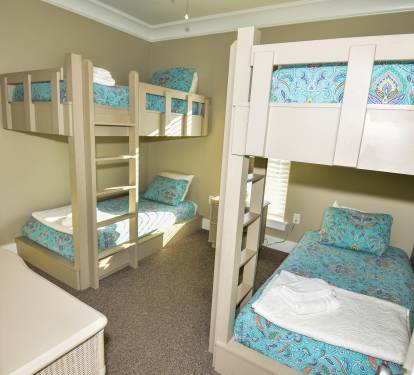 2ND FLOOR BUNKS - 4 TWINS - HAS IT'S OWN BATHROOM           