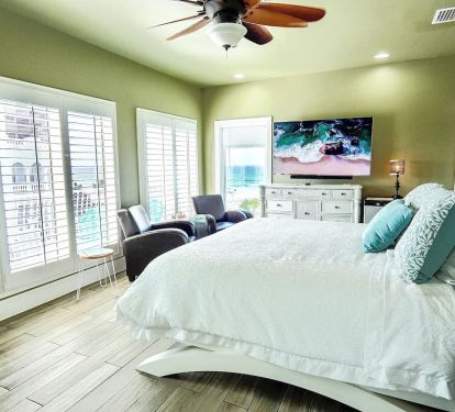 Romantic Honeymoon Suite/Master King with a large balcony and gulf view