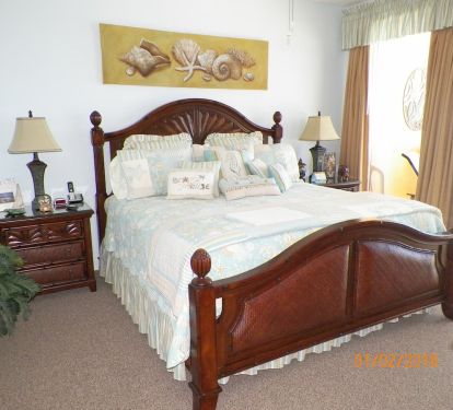 STEP OUT TO THE BEAUTIFUL GULF FROM THE MASTER BEDROOM. NEW SERTA MATTRESS 2017
