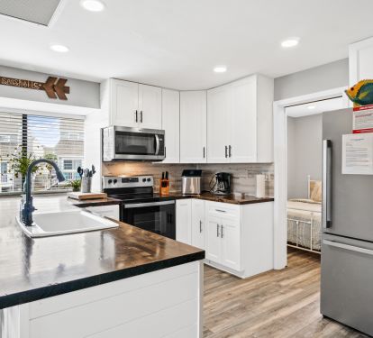Full kitchen 