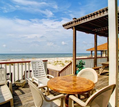 Huge deck on your way to the Beach