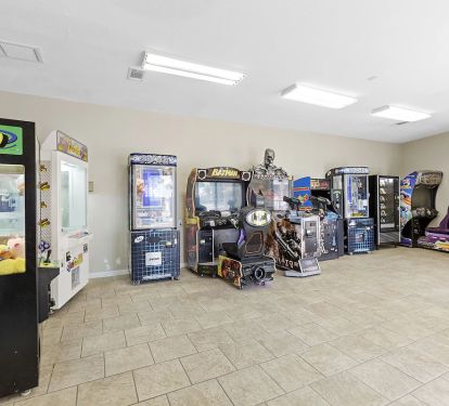 23-Mainsail-Arcade