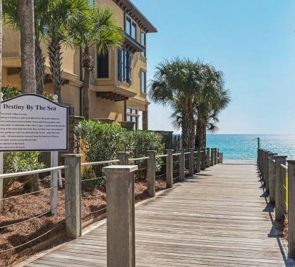 ACCESS TO PRIVATE BEACH AND YOUR BEACH SET UP! IS JUST 1 MINUTE STRAIGHT AHEAD 