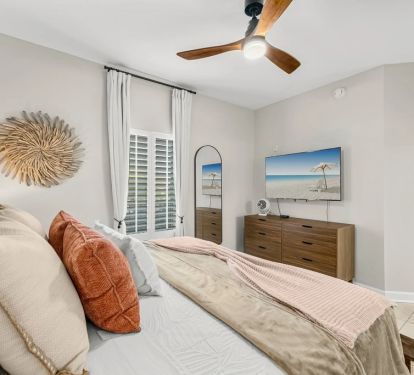 A Full length mirror to make sure your beach fit looks right!