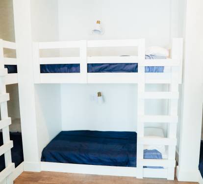 2nd floor Bunk room 6 beds