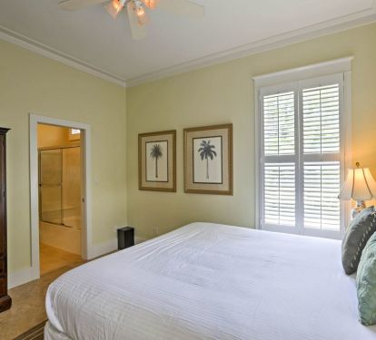 Upstairs king bedroom.
