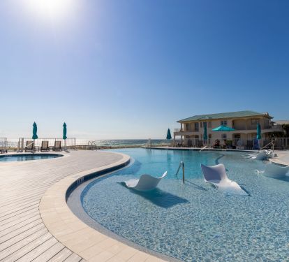New waterfront infinity pool