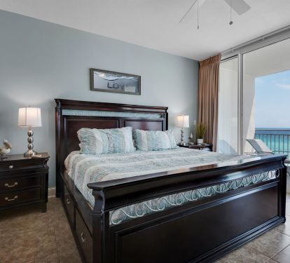 Gulf Front Bedroom with Novaform King Mattress