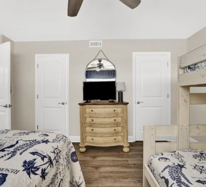 Guest room features a walk-in closet and a bathroom (which has hall access).