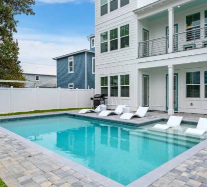 Iris-3 Enjoy the Sunshine State! Iris features a private pool in a fully fenced back yard. (Seasonally heated between October 1 and April 30 at no additional charge.)