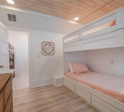 Rm 1 of the dbl bunk room w/ twin bunks. Close the door btwn for added privacy.
